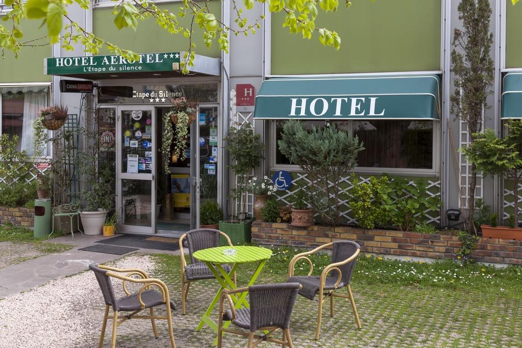 Aerotel Versailles Saint Cyr - L'Etape Du Silence Zimmer foto
